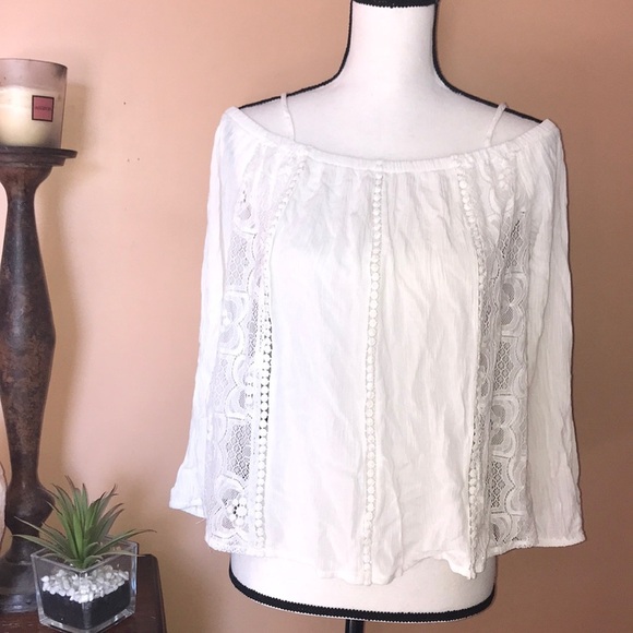 Tops - White lace off the shoulder top